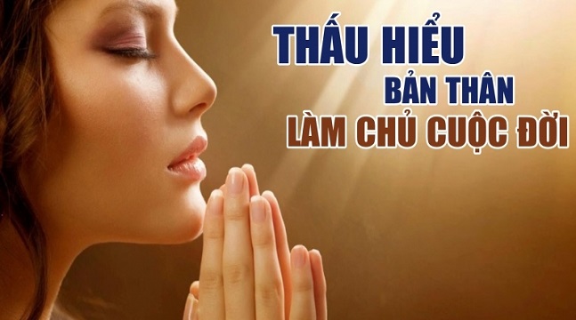 thau-hieu-ban-than